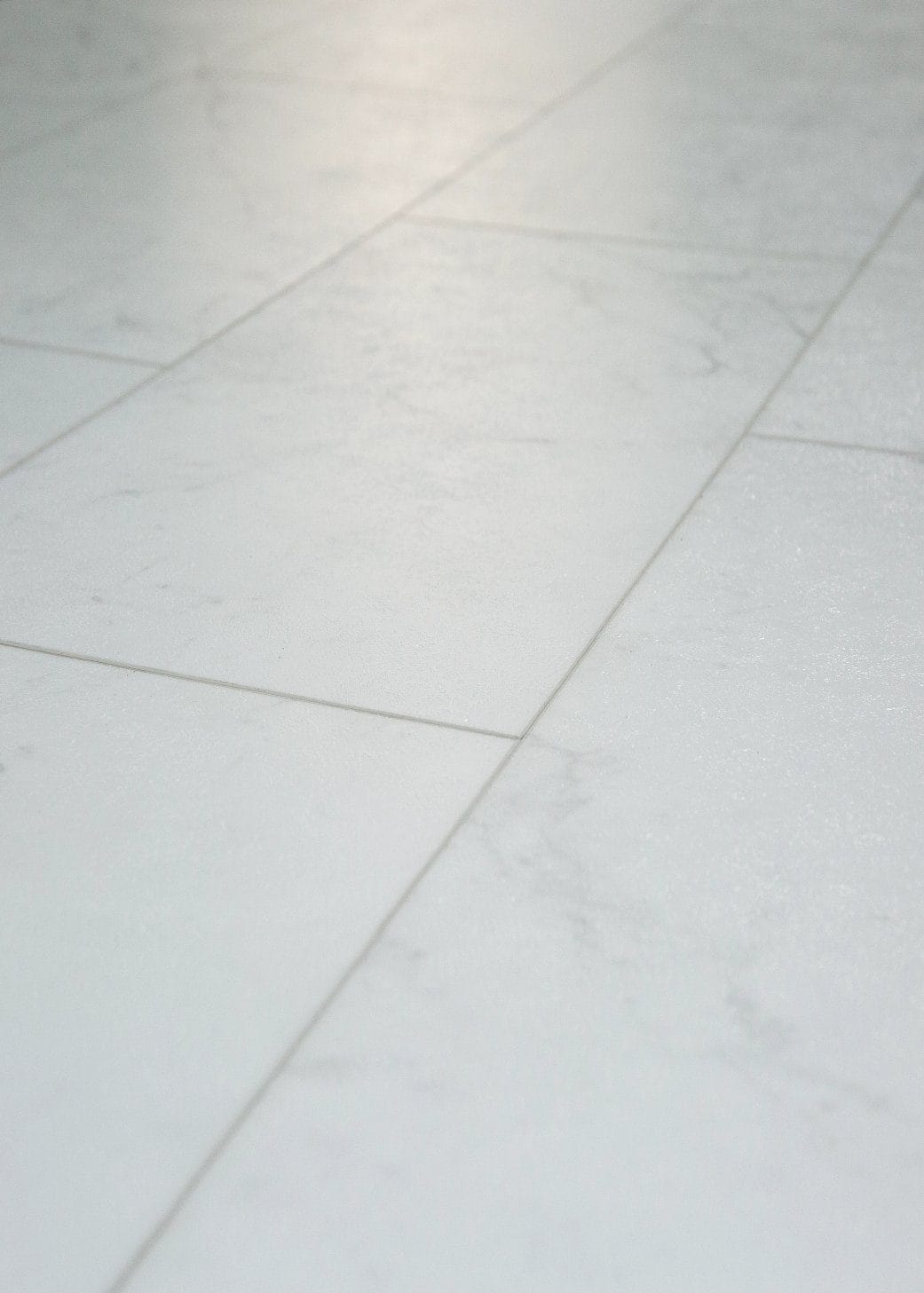 COREtec VV872 COREtec Tile Bianco Marble Coretec 4 Luxury Vinyl Tile - VV872 COREtec Tile Bianco Marble | Giant Commercial Flooring