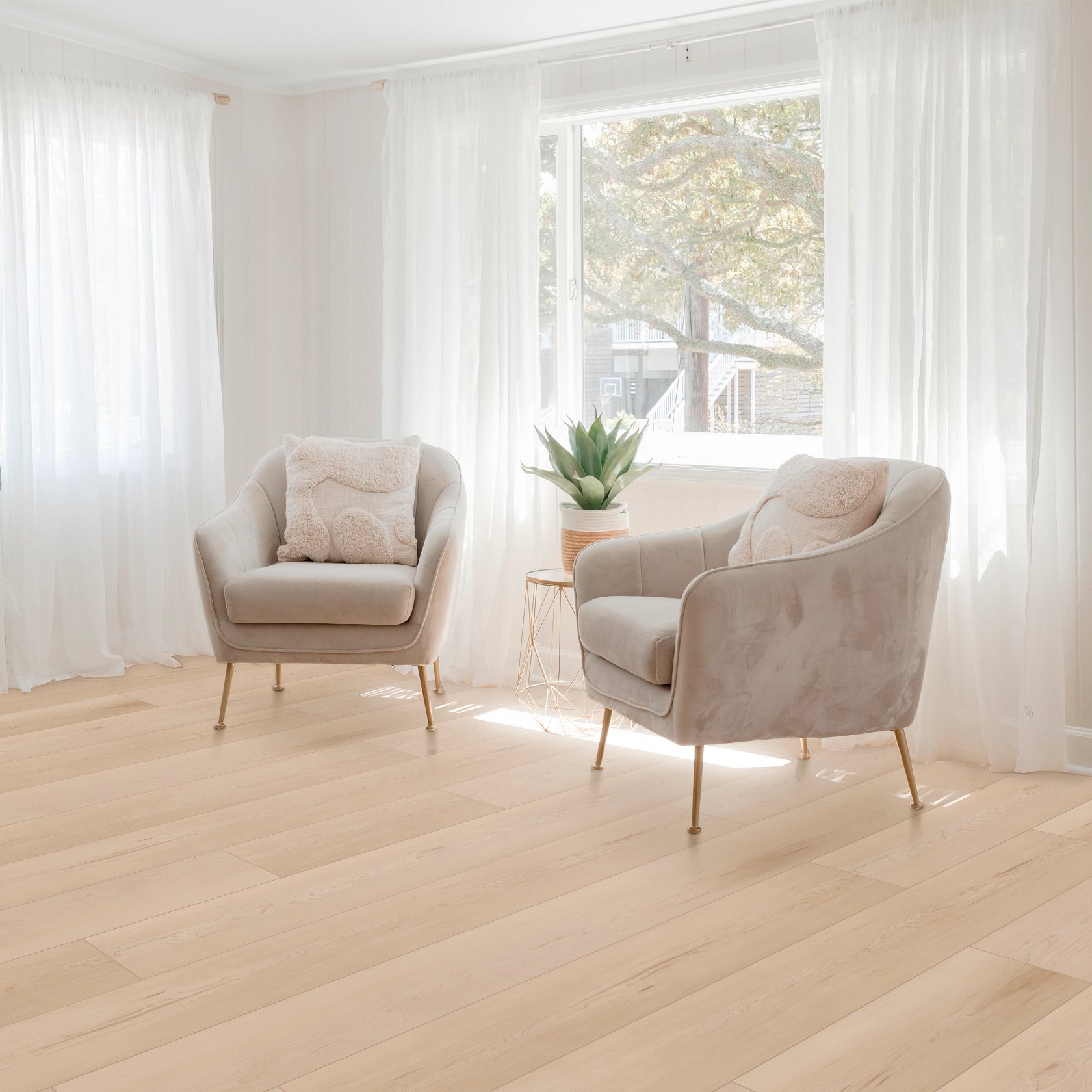 COREtec VV662 COREtec Premium 9″ Grande Honeyed Maple Coretec 2 COREtec - VV662 COREtec Premium 9" Grande Honeyed Maple | Giant Commercial Flooring
