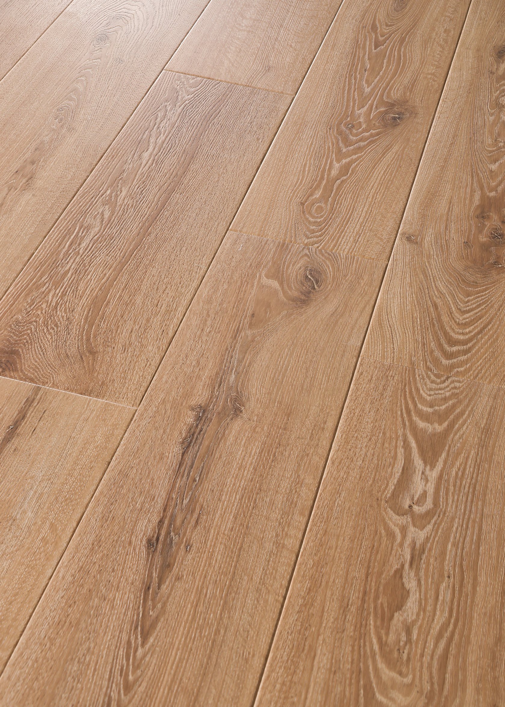 COREtec CR504 COREtec Originals 9″ Autumn Oak Coretec 3 In-stock Specials - CR504 COREtec Originals 9" Autumn Oak | Giant Commercial Flooring