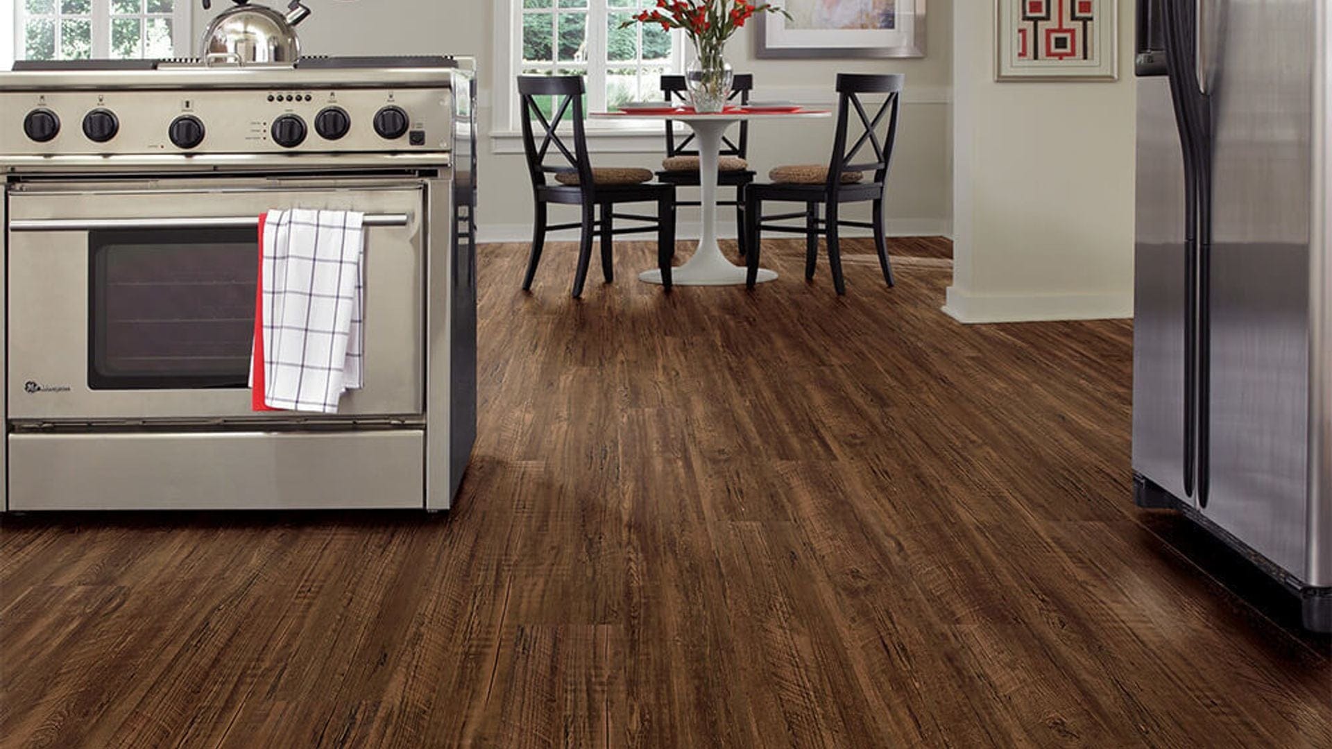 COREtec VV024 COREtec Originals Classic 7″ Kingswood Oak Coretec 2 COREtec - VV024 COREtec Originals Classic 7" Kingswood Oak | Giant Commercial Flooring